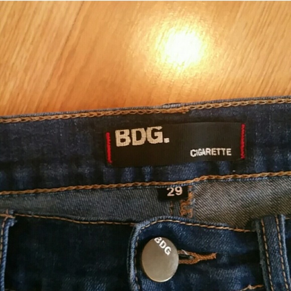 UO//BDG cigarette skinny jeans - Picture 2 of 5
